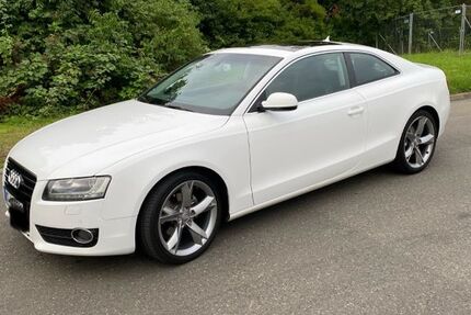 Audi A5 218.000 km 6.200 &euro; Kassel 34123
