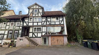 SANIERUNGSOBJEKT MIT POTENZIAL - Haus Helsa | Angebot:27298099