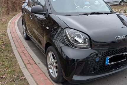 Smart ForFour 27.158 km 7.500 &euro; Schauenburg 34270