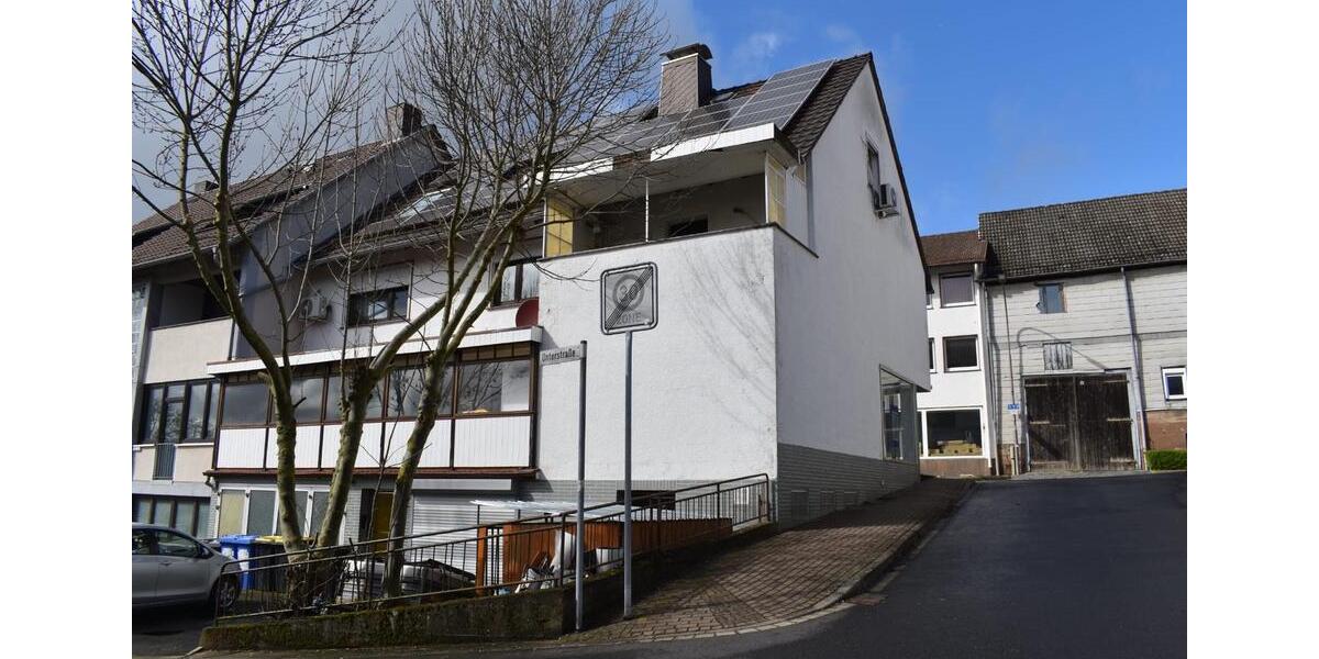 Mehrfamilienhaus, Wohnhaus Niedenstein - 8 Zimmer, 240 m&sup2;, 259.500&euro; | Angebot:26021587