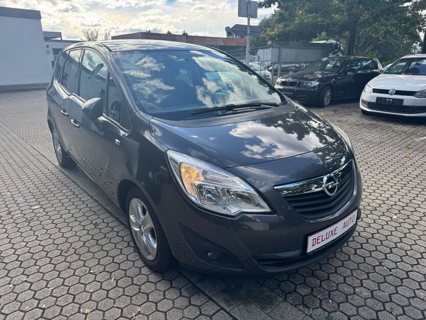 Opel Meriva 174.960 km 3.300 € Kassel 34123