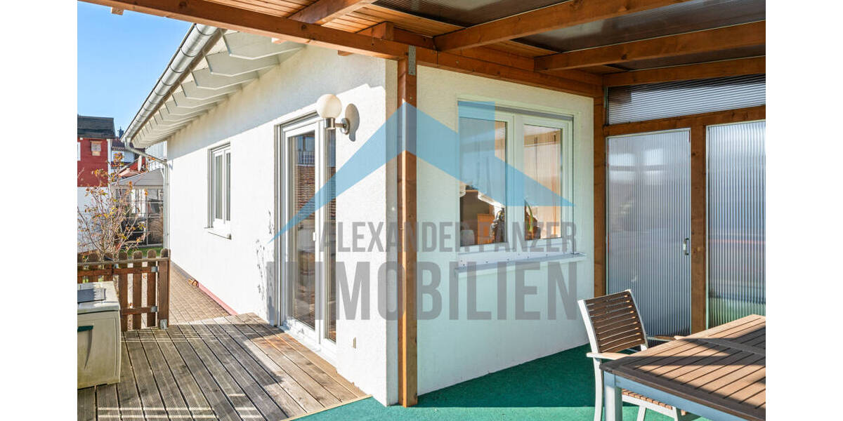 Einfamilienhaus Grebenstein Burguffeln - 9 Zimmer, 303 m&sup2;, 579.000&euro; | Angebot:26293049
