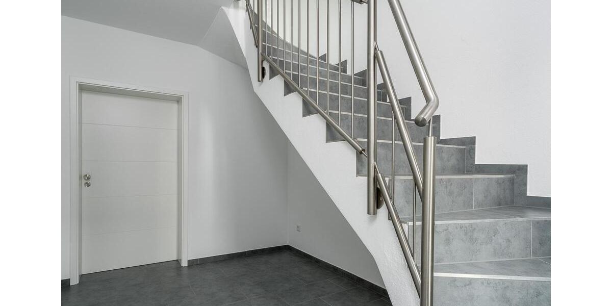 Dachgeschoßwohnung Kassel Harleshausen - 3 Zimmer, 102 m&sup2;, 1.530&euro; | Angebot:26462635
