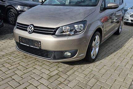 VW Touran 196.973 km 9.950 &euro; Calden 34379