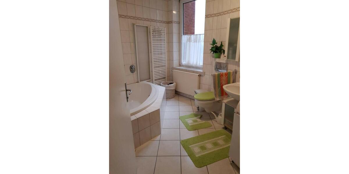 Etagenwohnung Kassel Philippinenhof-Warteberg - 4 Zimmer, 111 m&sup2;, 250.000&euro; | Angebot:9302178