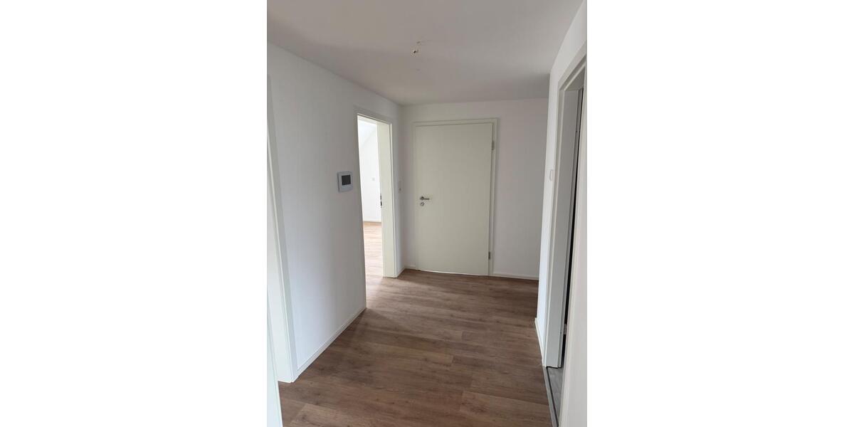 Dachgeschoßwohnung Kassel Niederzwehren - 2 Zimmer, 70 m&sup2;, 800&euro; | Angebot:26431504