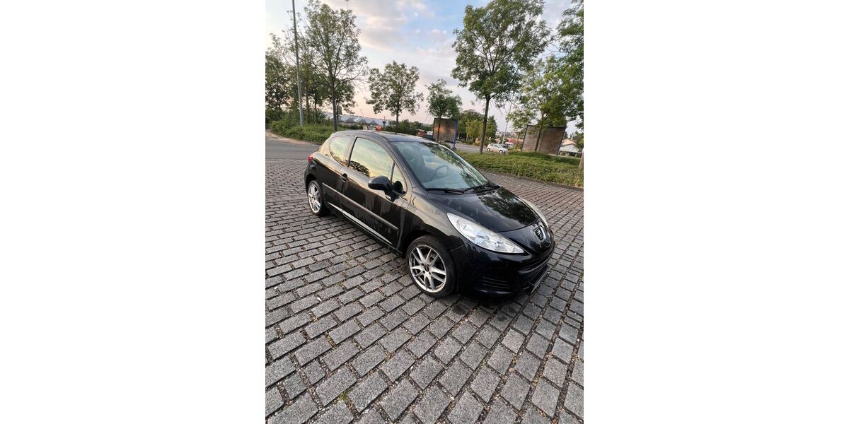 Peugeot 207 198.000 km 3.700 &euro; Vellmar 34246