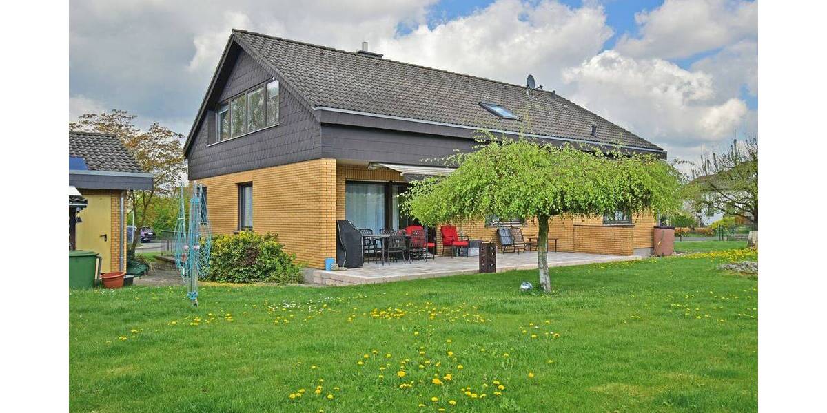 Einfamilienhaus Wolfhagen - 6 Zimmer, 207 m&sup2;, 440.000&euro; | Angebot:26527343