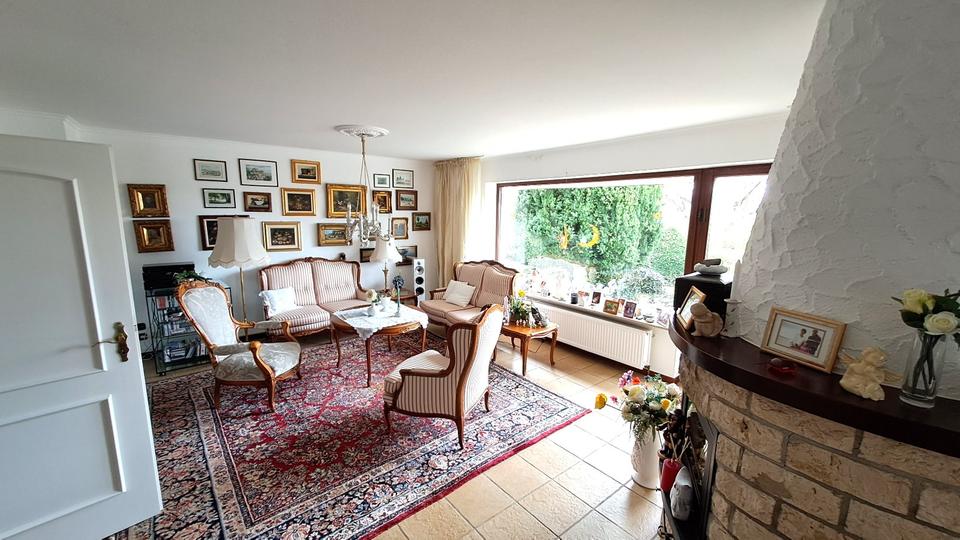 Einfamilienhaus Kaufungen - 8 Zimmer, 224 m&sup2;, 549.000&euro; | Angebot:26099652