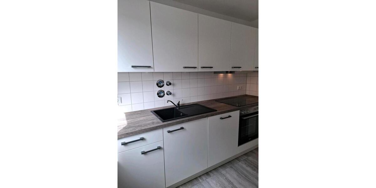 Etagenwohnung Kassel - 2 Zimmer, 70 m&sup2;, 780&euro; | Angebot:26393190