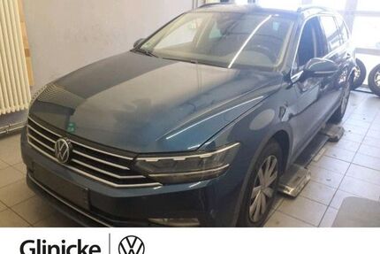 VW Passat Variant