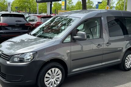 VW Caddy 197.800 km 5.999 &euro; Kassel 34123