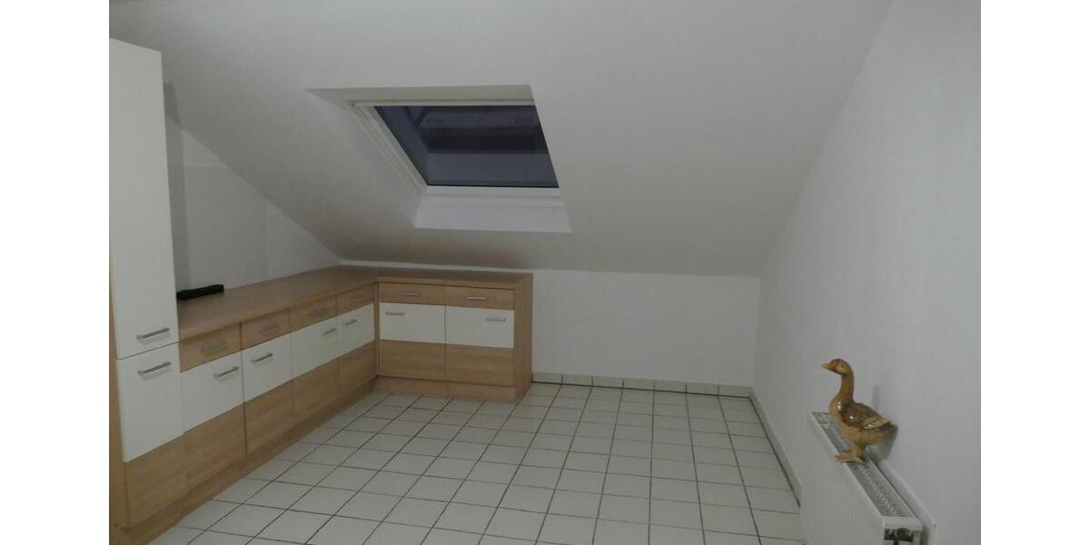 Dachgeschoßwohnung Fritzlar - 3 Zimmer, 106 m&sup2;, 1.000&euro; | Angebot:26318590