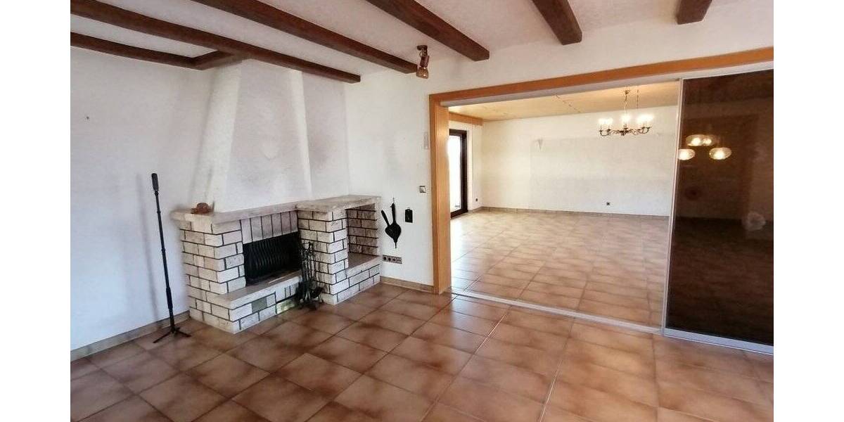 Einfamilienhaus Fritzlar / Cappel Cappel - 8 Zimmer, 267 m&sup2;, 275.000&euro; | Angebot:23966096