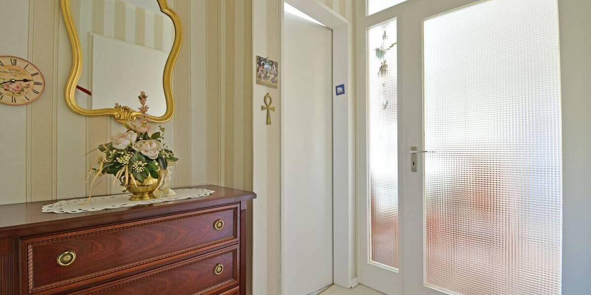 Etagenwohnung Kassel Wolfsanger/Hasenhecke - 3 Zimmer, 82 m&sup2;, 158.000&euro; | Angebot:26153826