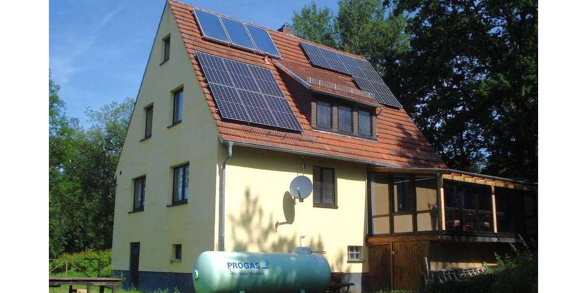 Einfamilienhaus Staufenberg - 7 Zimmer, 195 m&sup2;, 420.000&euro; | Angebot:27091264