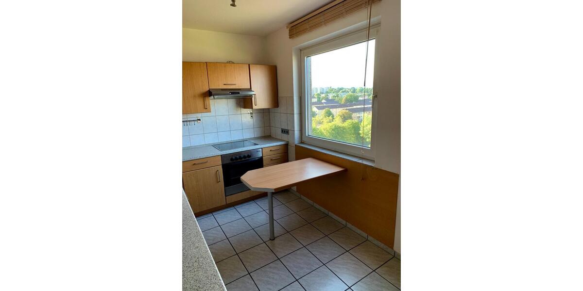 3-Zimmer Wohnung Fernblick: 82 m², Balkon, EBK, Aufzug Süsterfeld 3 zimmer