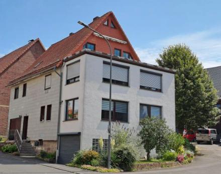 Mehrfamilienhaus, Wohnhaus Staufenberg - 290.000&euro; | Angebot:26987996