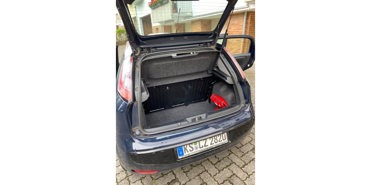 Fiat Punto Evo 134.582 km 2.800 € Kassel 34117
