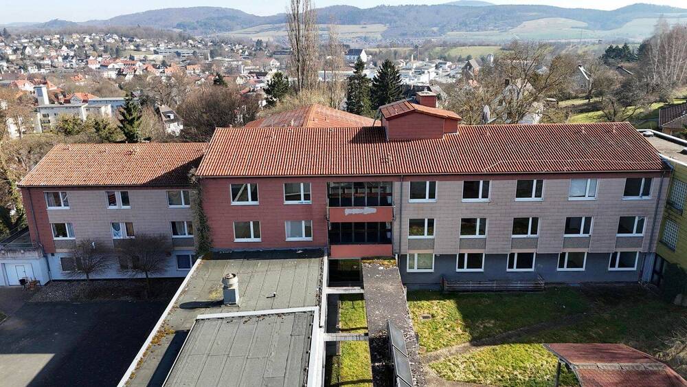 Mehrfamilienhaus, Wohnhaus Witzenhausen - 5 Zimmer, 1 m&sup2;, 191.000&euro; | Angebot:26155333