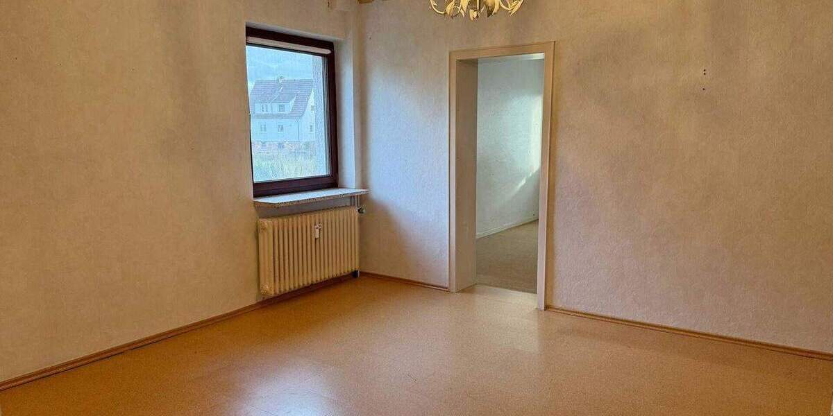 Mehrfamilienhaus, Wohnhaus Felsberg / Wolfershausen Wolfershausen - 9 Zimmer, 234 m&sup2;, 249.900&euro; | Angebot:24097470