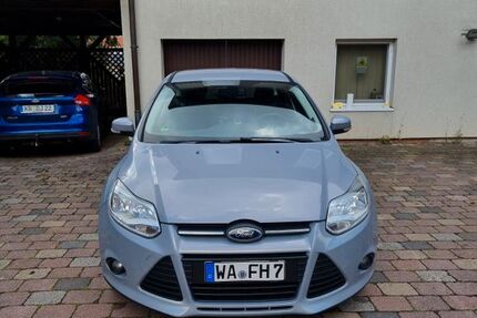 Ford Focus 151.349 km 2.800 € Bad Arolsen 34454