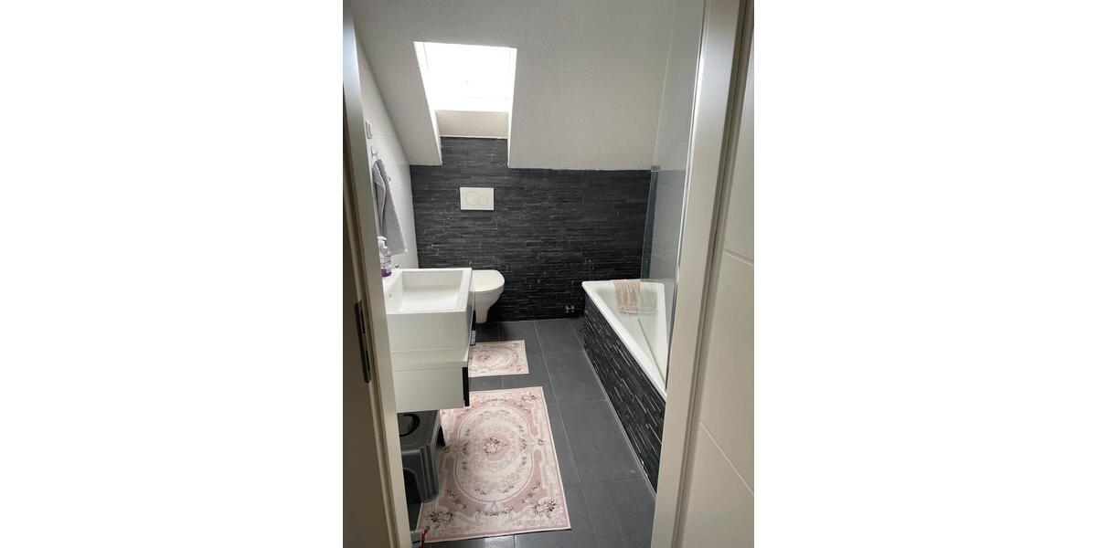 Einfamilienhaus Kassel Niederzwehren - 10 Zimmer, 190 m&sup2;, 390.000&euro; | Angebot:27214511