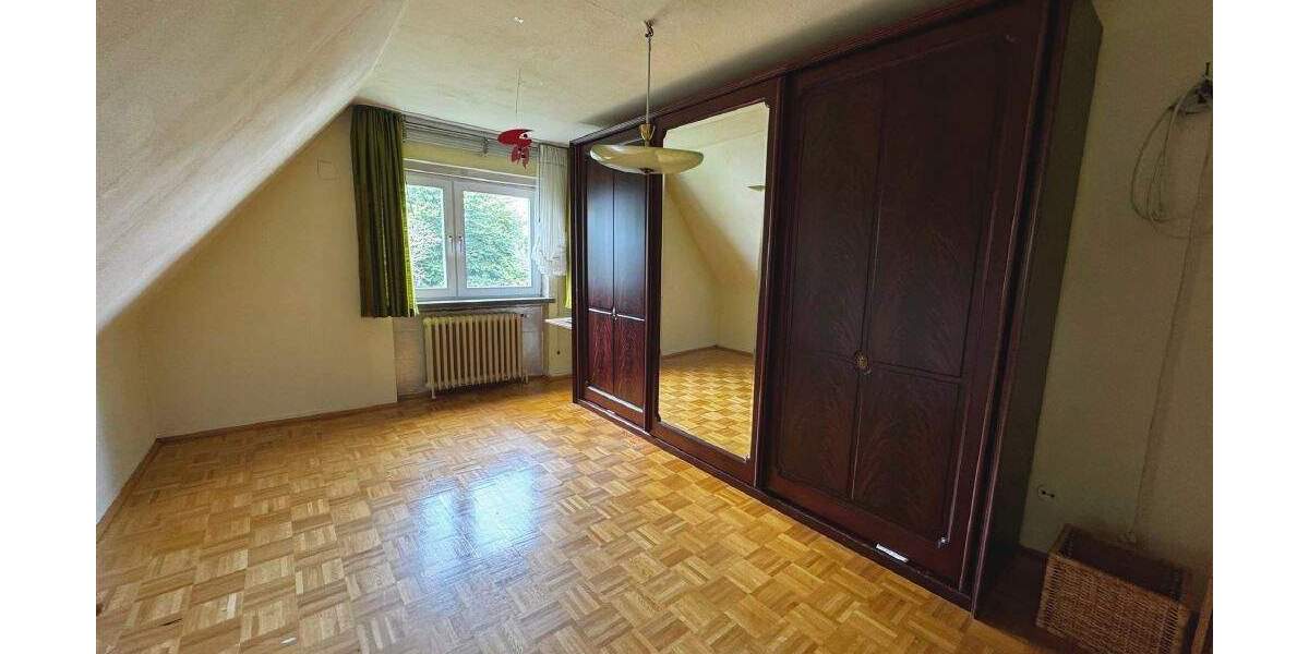 Einfamilienhaus Kassel Oberzwehren - 7 Zimmer, 157 m&sup2;, 310.000&euro; | Angebot:25768989