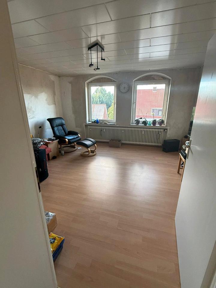 2,5 Zimmer Küche und Bad Wohnung in Kassel Niederzwehren