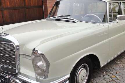 Mercedes-Benz 220 100.000 km 28.995 &euro; Kassel 34123