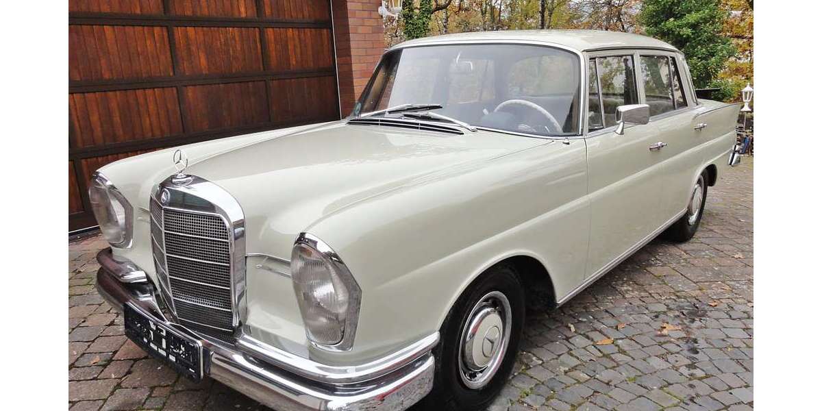 Mercedes-Benz 220 100.000 km 28.995 &euro; Kassel 34123