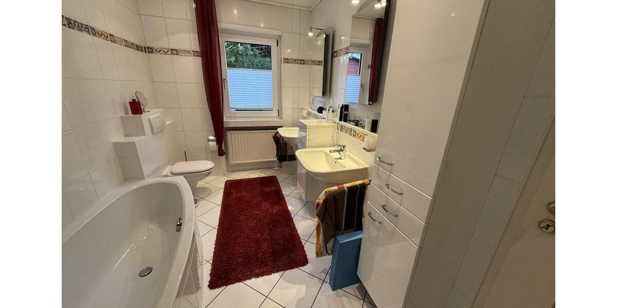 Reihenhaus Baunatal - 4 Zimmer, 130 m&sup2;, 439.000&euro; | Angebot:27015832