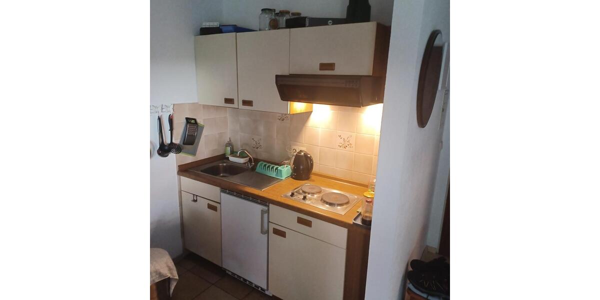 Hochparterre Bad Emstal - 1 Zimmer, 25 m&sup2;, 500&euro; | Angebot:25851574