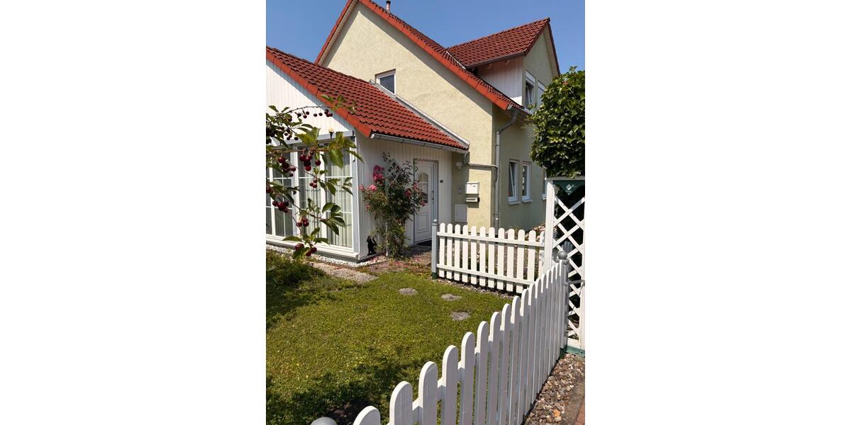 Reihenhaus Hofgeismar - 4 Zimmer, 100 m&sup2;, 350.000&euro; | Angebot:27054025