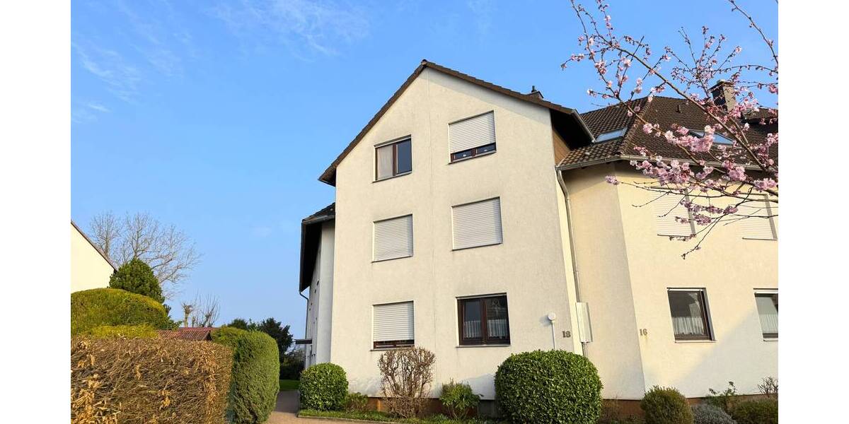 Etagenwohnung Kassel Wolfsanger/Hasenhecke - 3 Zimmer, 79 m&sup2;, 800&euro; | Angebot:26672367