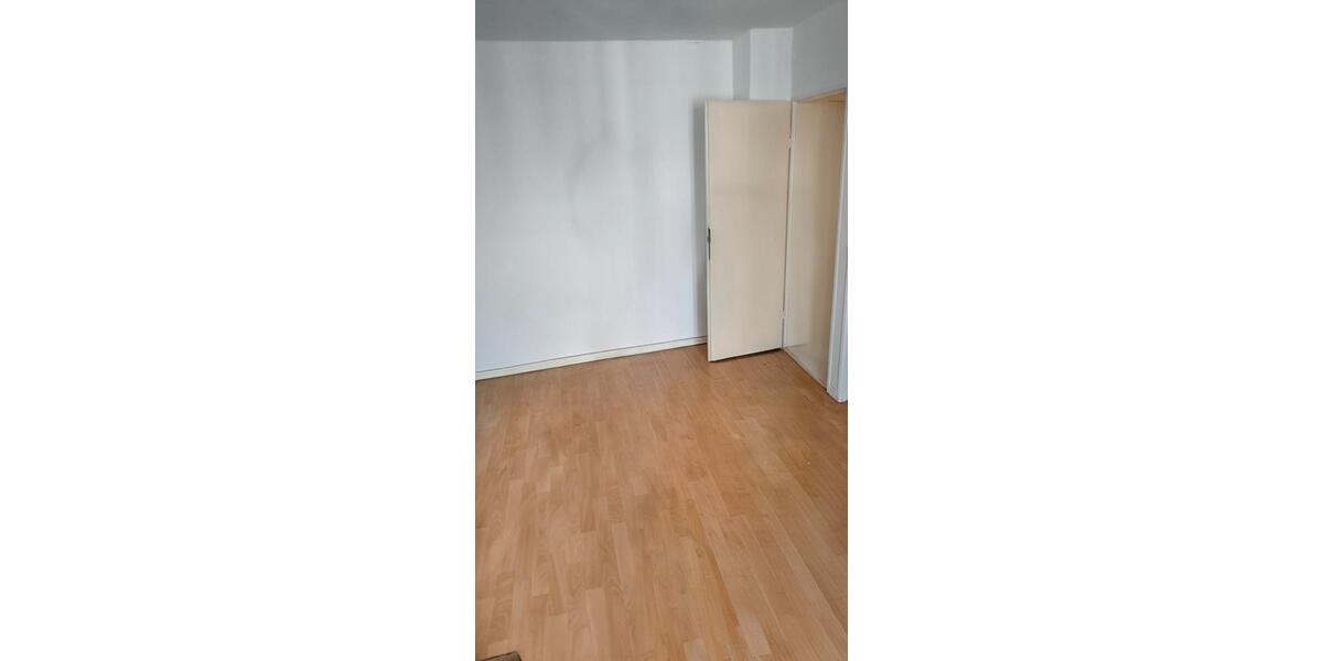 Etagenwohnung Kassel Niederzwehren - 2 Zimmer, 47 m&sup2;, 470&euro; | Angebot:25401890
