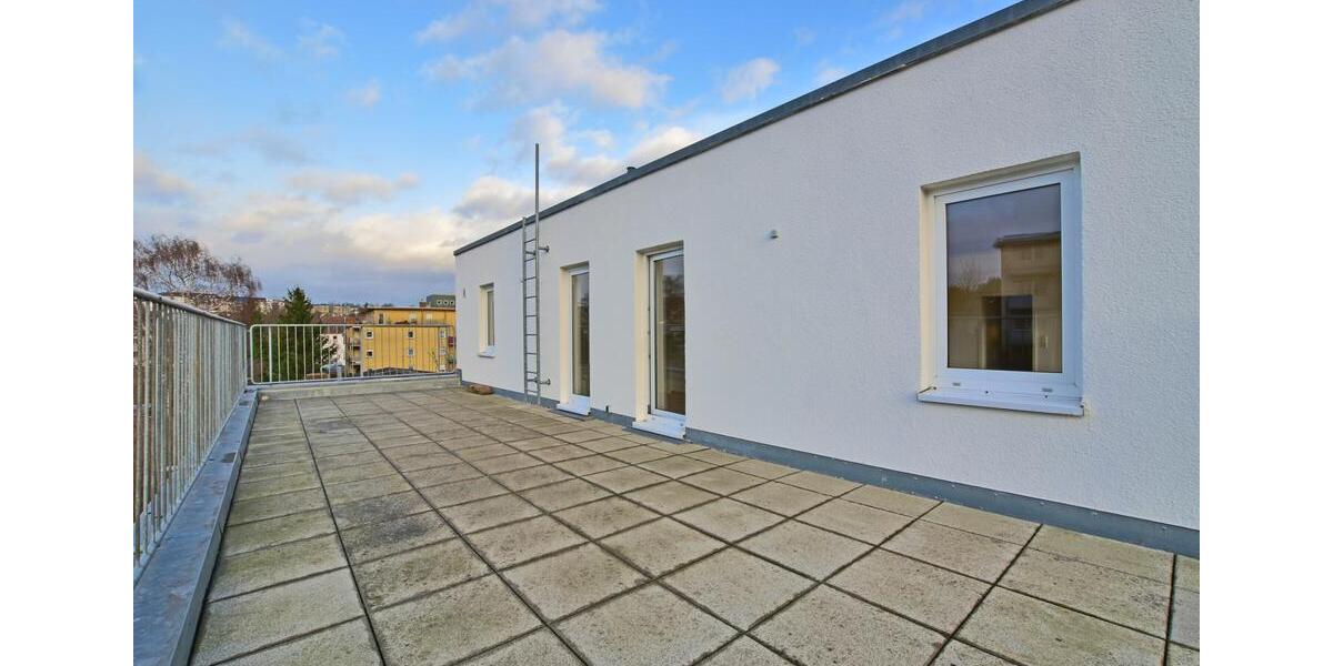 Exklusiv, hell, großzügig: Penthousewohnung zwischen Auefeld und Karlsaue - 3 Dachterrassen 3.5 zimmer