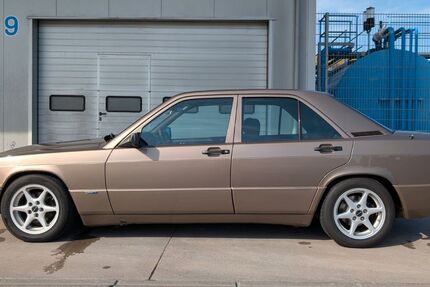 Mercedes-Benz 190 160.000 km 5.899 € Trendelburg 34388