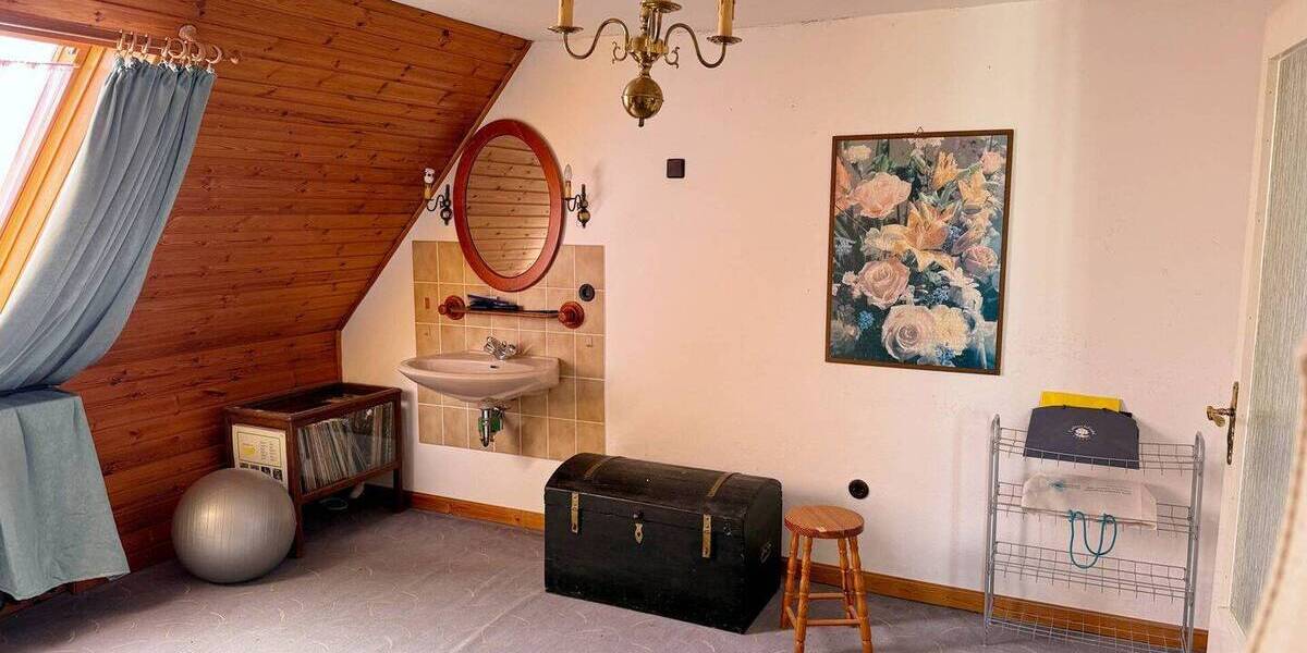 Doppelhaushälfte Ahnatal / Heckershausen Heckershausen - 9 Zimmer, 150 m&sup2;, 269.000&euro; | Angebot:26154923