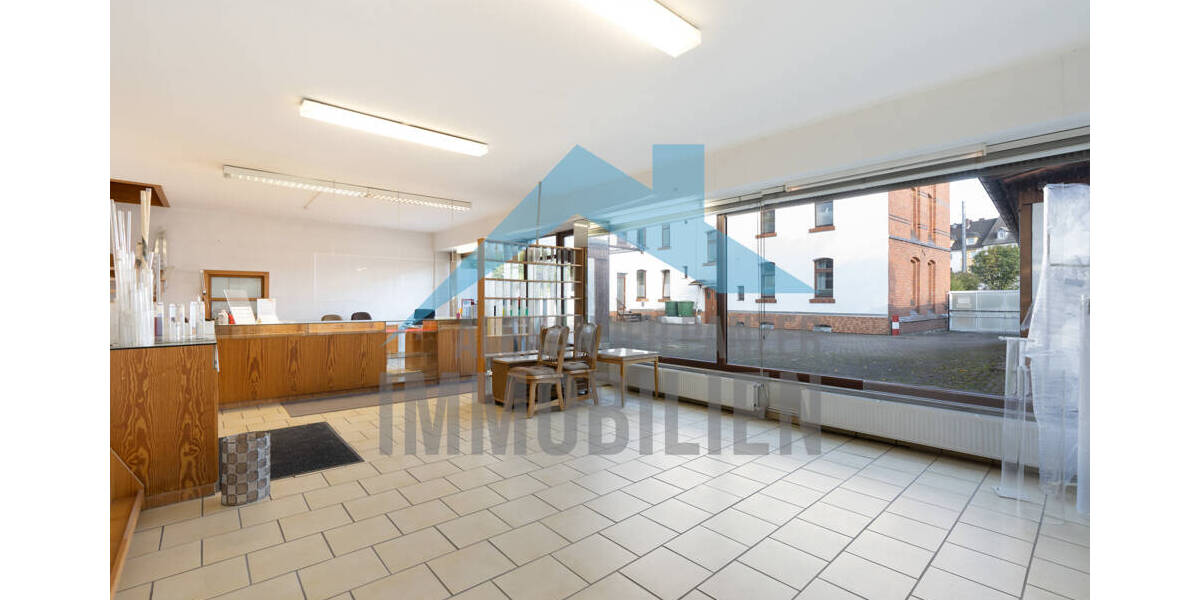 Großzügige Lagerhalle mit gepflegtem Mehrfamilienhaus in zentraler Lage von Kassel! zimmer