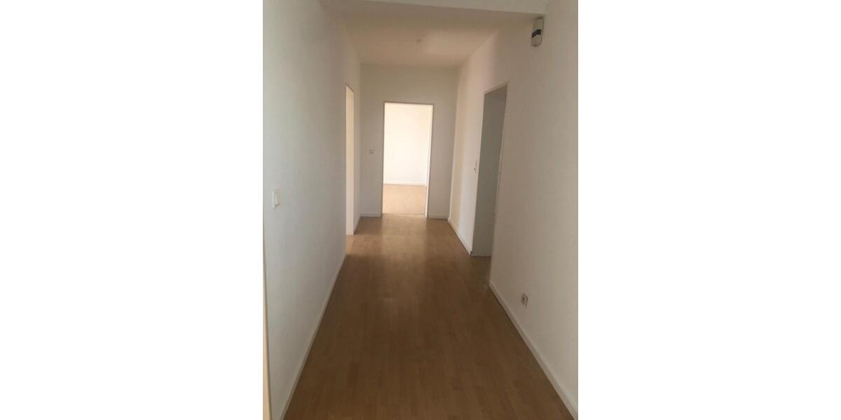 Etagenwohnung Kassel Fasanenhof - 5 Zimmer, 130 m&sup2;, 1.236&euro; | Angebot:23826312