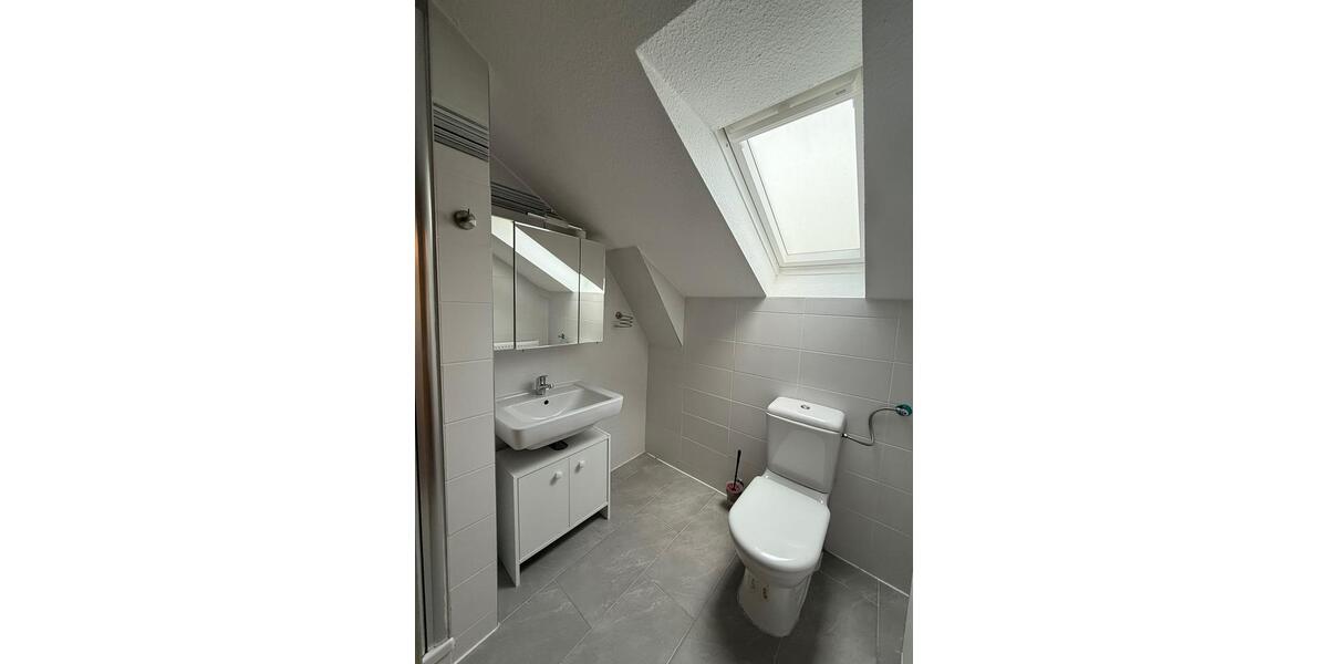 Dachgeschoßwohnung Fritzlar - 3 Zimmer, 106 m&sup2;, 1.000&euro; | Angebot:26318590