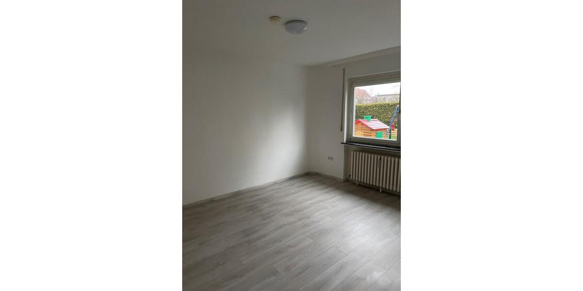 Etagenwohnung Kassel Südstadt - 1 Zimmer, 22 m&sup2;, 430&euro; | Angebot:25405398