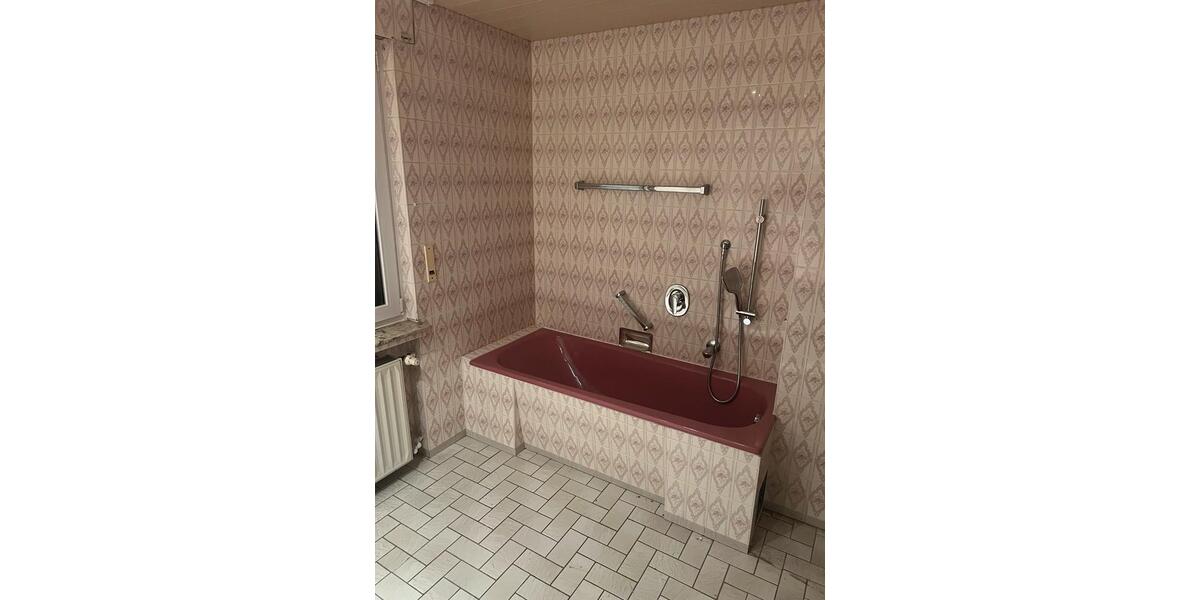 Mehrfamilienhaus, Wohnhaus Edermünde - 7 Zimmer, 196 m&sup2;, 449.500&euro; | Angebot:26879310