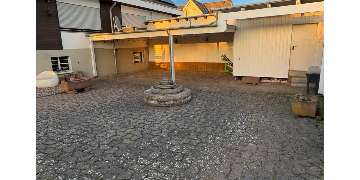 Erdgeschoßwohnung Hofgeismar - 6 Zimmer, 175 m&sup2;, 275.000&euro; | Angebot:27441303