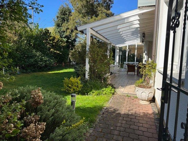 Erdgeschoßwohnung Kassel Harleshausen - 3 Zimmer, 93 m&sup2;, 285.000&euro; | Angebot:26252301