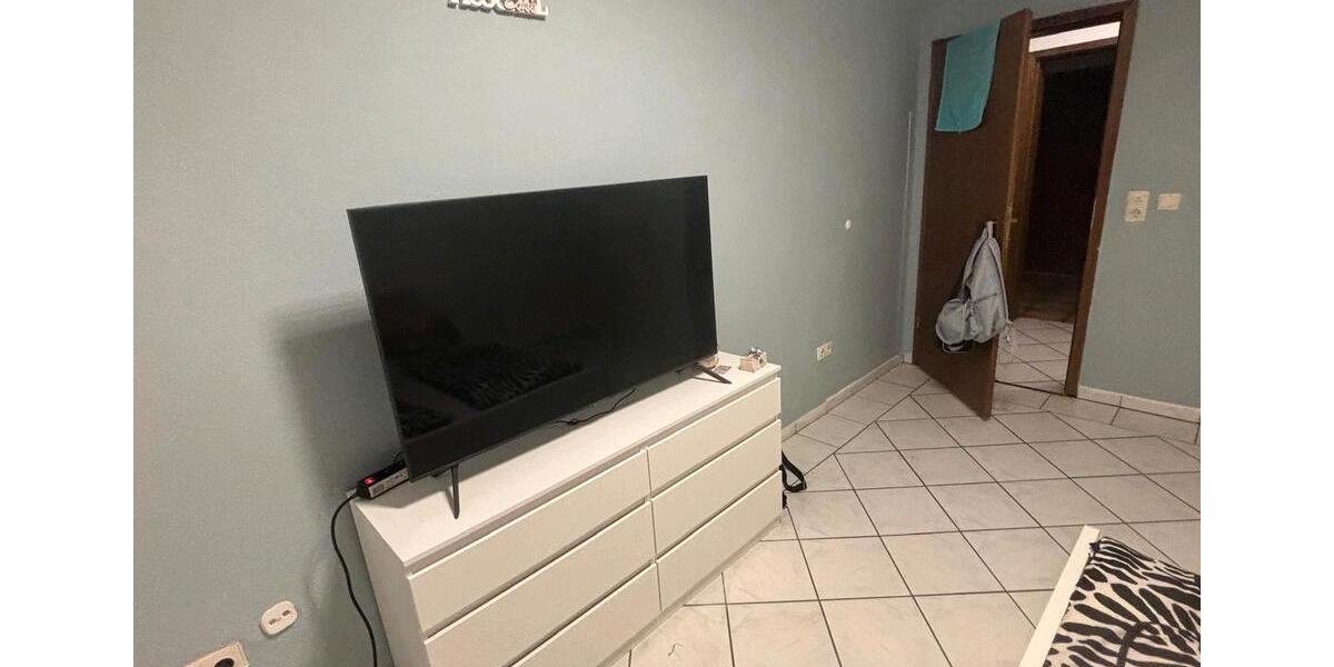 Etagenwohnung Lohfelden - 3 Zimmer, 77 m&sup2;, 400&euro; | Angebot:24744336