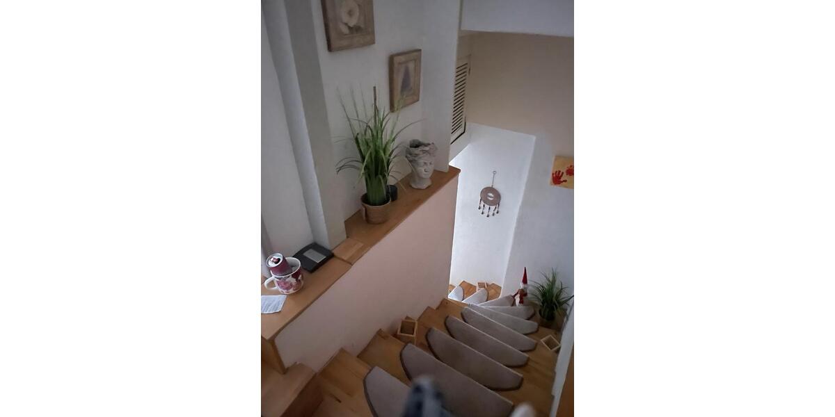 Einfamilienhaus Hofgeismar - 3.5 Zimmer, 107 m&sup2;, 950&euro; | Angebot:26029942