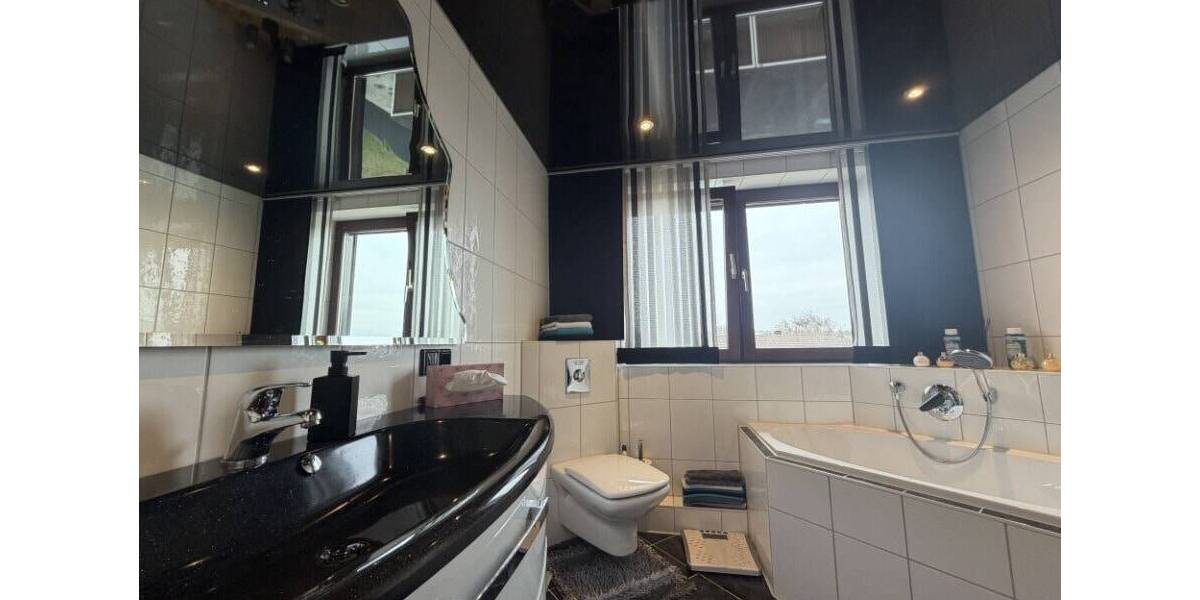 Einfamilienhaus Kassel Oberzwehren - 1 Zimmer, 256 m&sup2;, 525.000&euro; | Angebot:25969559