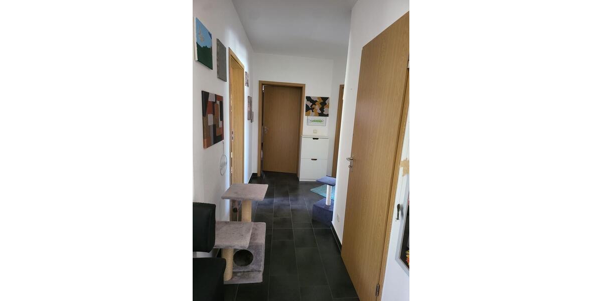 Dachgeschoßwohnung Calden - 3 Zimmer, 77 m&sup2;, 550&euro; | Angebot:26382689